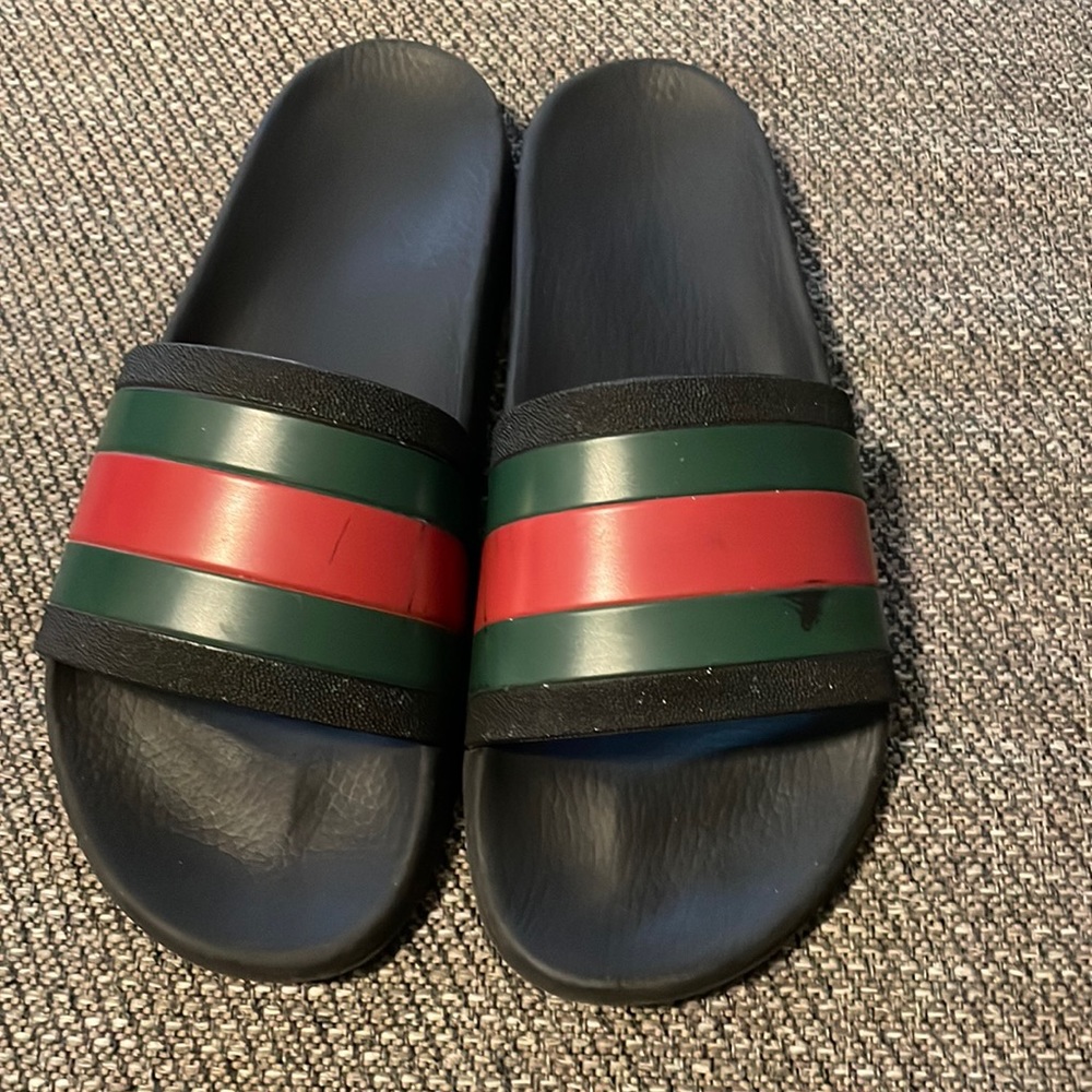 Gucci Mens pool slide